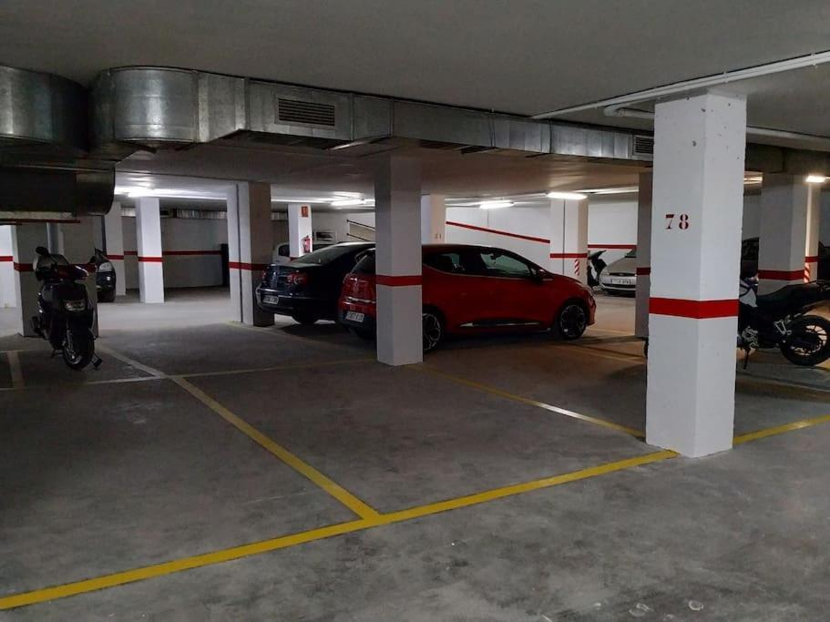 Piso En Linares Zona Centro Con Parking Gratis公寓 外观 照片